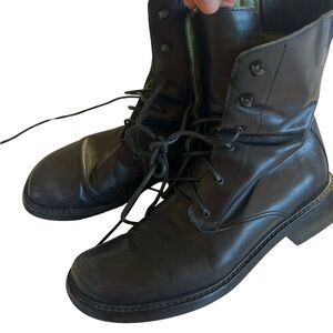 Donald J. Pliner Black Leather Sole